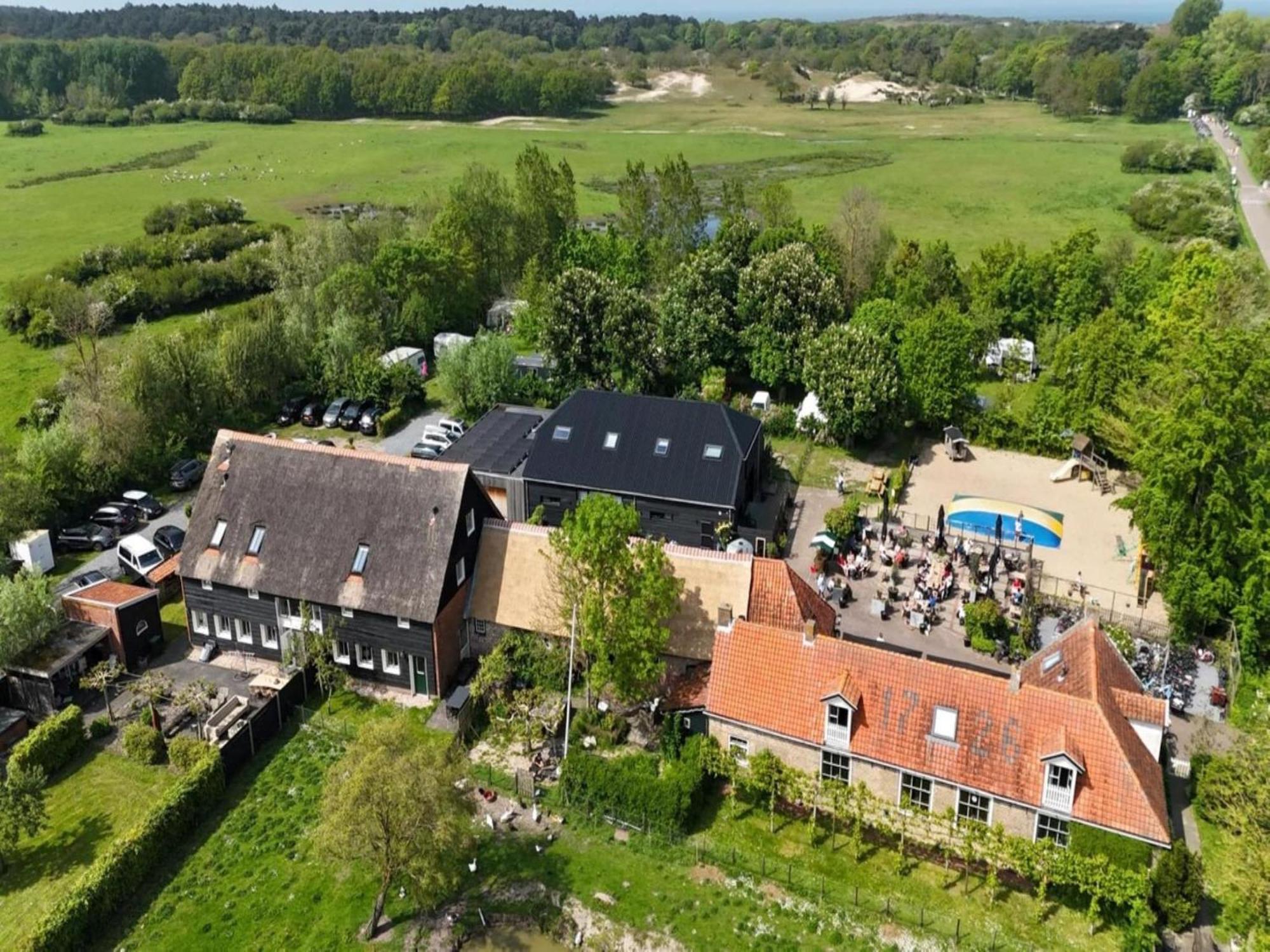 Cozy Holiday Home In Vrouwenpolder Close To The Beach Extérieur photo
